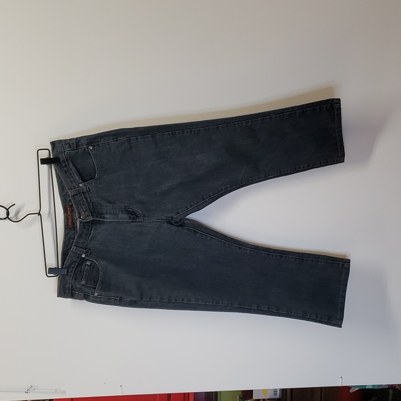 Bogari Denim - Size 12 Bogari jeans cropped.  E99